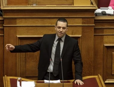 Η. Κασιδιάρης: «Τι δουλειά είχε ο χυδαίος υβριστής Μπουτάρης στην εκδήλωση μνήμης των Ποντίων;» (βίντεο)